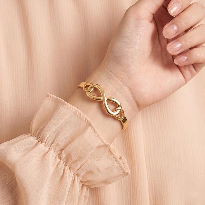 interlinked circle bracelet interlinked circle bracelet