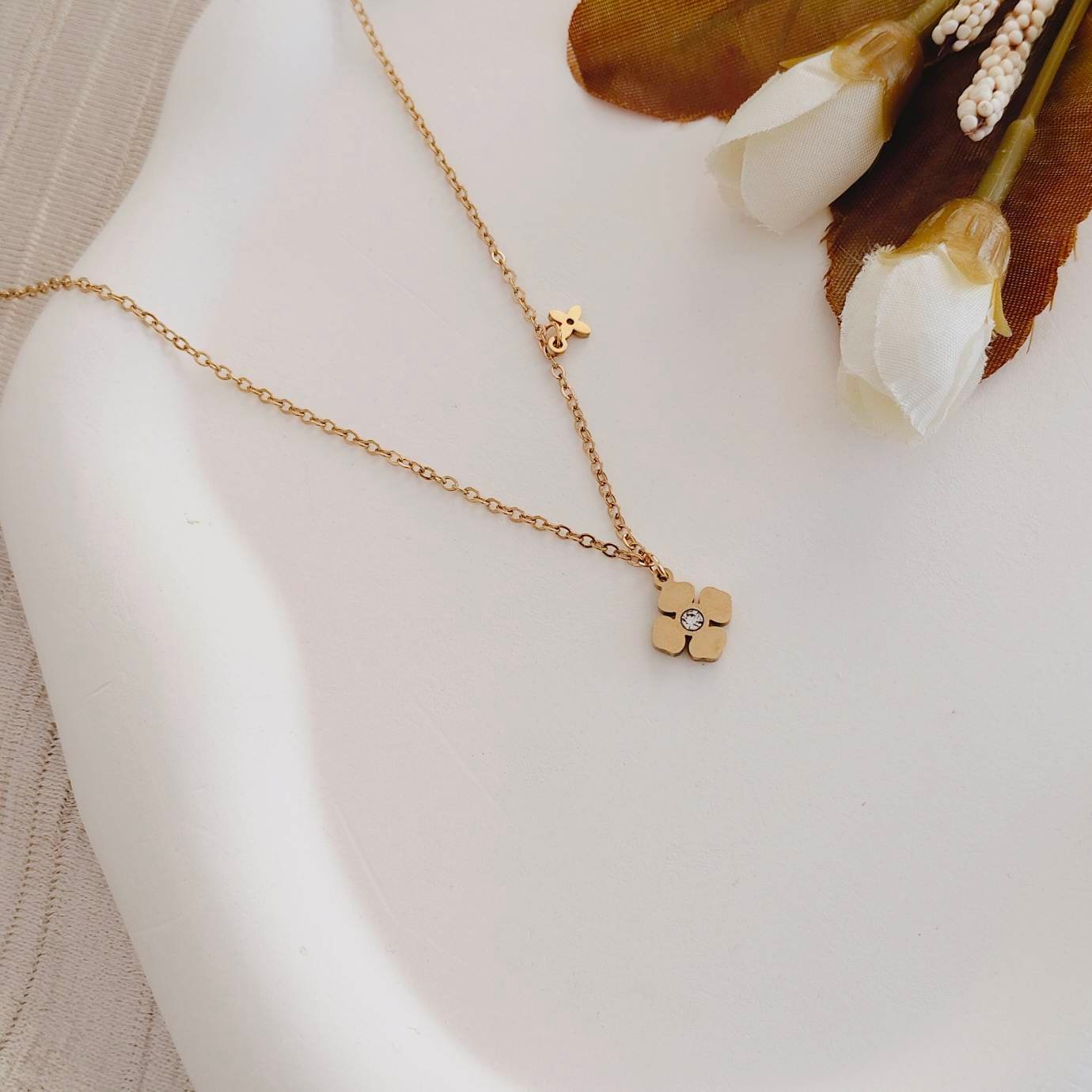 four leaf clover pendant necklace four leaf clover pendant necklace