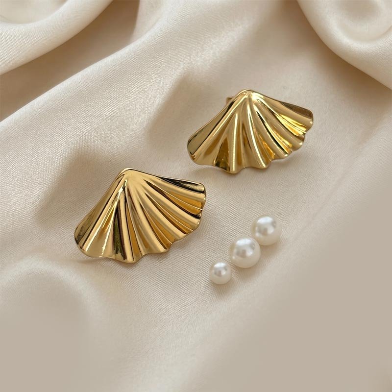sea shell stud earrings sea shell stud earrings